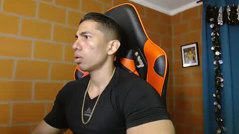 Adan Sin online show from February 2025 02:27:02 PM