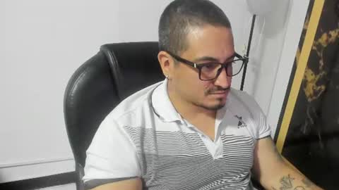 Snapshot of adan_smith_ chatting on June 2026 04:11:01 AM online show from June 2026 04:11:01 AM