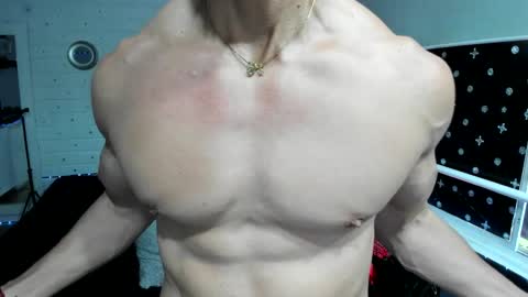 Adan online show from October 2025 08:35:01 PM