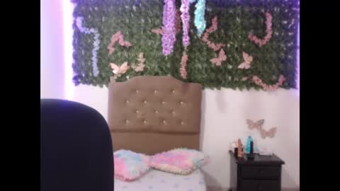 Snapshot of adara_cute_69 chatting on May 2026 07:44:01 PM Adara online show from May 2026 07:44:01 PM