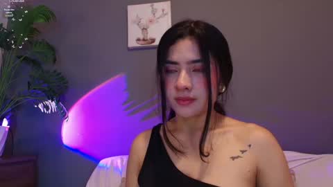  Adara Johnson  online show from May 2026 12:24:02 PM