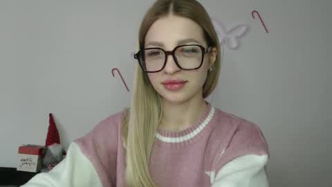 Snapshot of addie_collins chatting on January 2025 10:04:02 AM Kristina online show from January 2025 10:04:02 AM