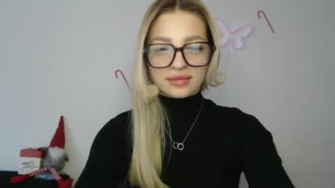 Snapshot of addie_collins chatting on January 2025 09:06:01 AM Kristina online show from January 2025 09:06:01 AM