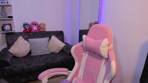 Adela Parker  online show from December 2025 05:51:02 PM