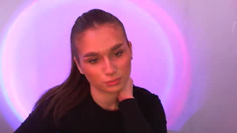 Adele Amore online show from February 2025 09:13:02 AM