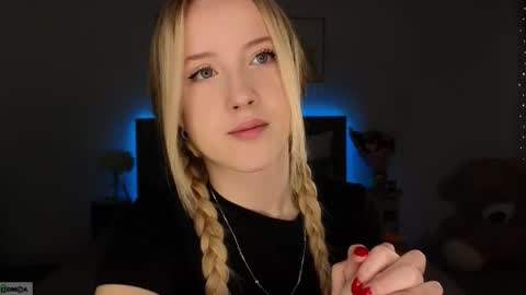 Adele online show from February 2026 09:22:01 PM