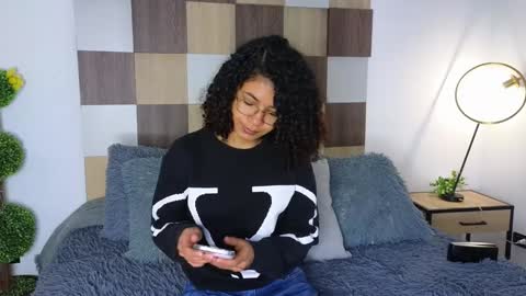 Andrea online show from February 2025 11:55:01 AM