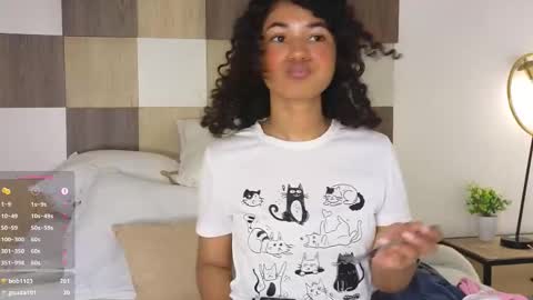 Andrea online show from March 2025 02:53:02 PM