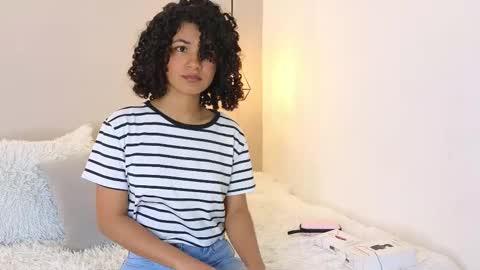 Andrea online show from March 2025 12:09:02 PM