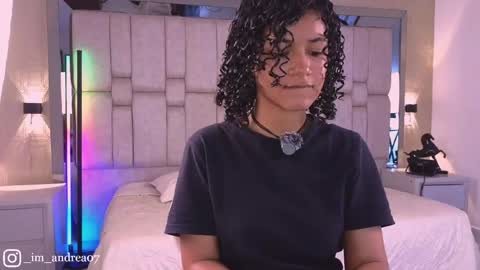 Andrea online show from April 2026 12:20:02 PM