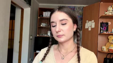 Poly online show from April 2026 01:41:01 PM