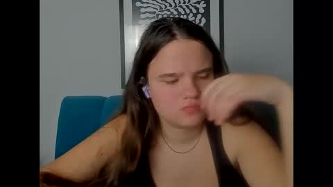 adelecruzz online show from March 2026 01:27:01 PM