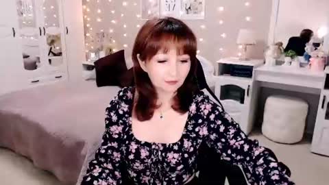 AdeleMoran online show from August 2026 06:33:02 PM