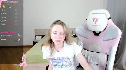 Adelina online show from September 2025 09:30:01 AM