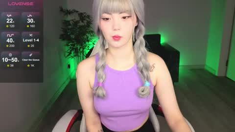 Snapshot of adelina_pinky chatting on May 2026 03:15:01 AM Adelina Pinky online show from May 2026 03:15:01 AM