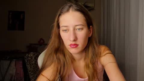 Adell online show from September 2025 09:39:02 PM