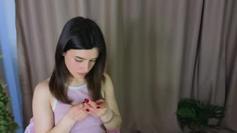 Adellyy online show from April 2026 10:52:02 AM