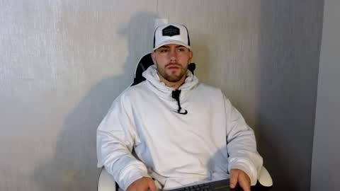 Ades online show from September 2025 11:46:02 AM