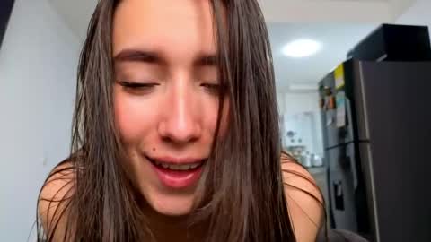Snapshot of adhara_kitten chatting on May 2026 01:27:01 PM Adhara online show from May 2026 01:27:01 PM