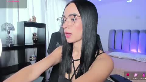 Snapshot of adissoncopper chatting on June 2026 01:53:02 PM Adisson online show from June 2026 01:53:02 PM