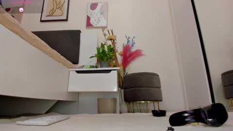 Save the date 23 NOVEMBER for a incendiary day with me  online show from March 2026 05:09:02 PM