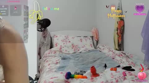 Snapshot of adonisblossoms chatting on October 2025 11:20:02 PM adonisblossoms online show from October 2025 11:20:02 PM