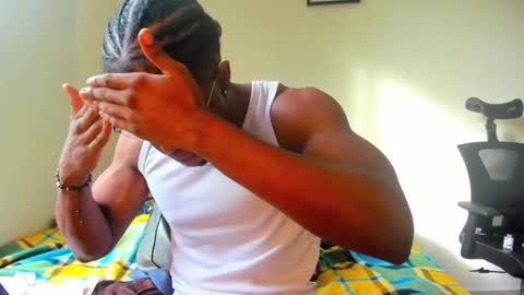 Adonis Knight  online show from September 2025 12:40:01 PM