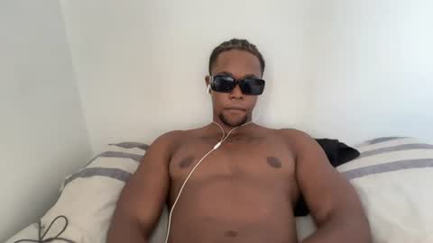 Snapshot of adonisray chatting on July 2026 08:11:01 PM adonisray online show from July 2026 08:11:01 PM