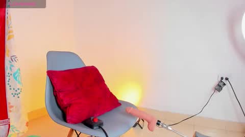 Andonis online show from November 2025 02:39:02 PM