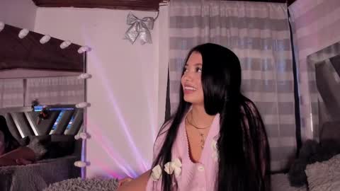 Stormi online show from October 2025 09:48:01 PM