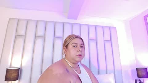 ANDREA PEREZ online show from March 2026 11:43:01 AM