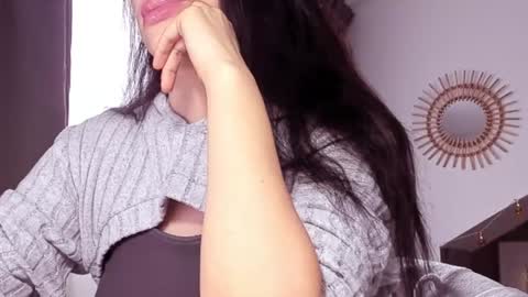 Victoria online show from December 2024 01:28:01 PM