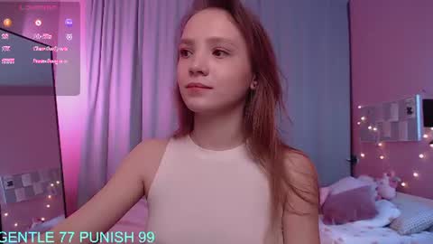 Snapshot of adria_arjona chatting on June 2026 02:38:01 AM Eva online show from June 2026 02:38:01 AM
