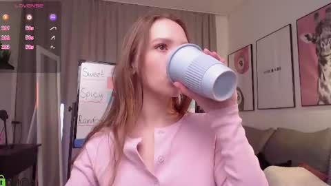 Snapshot of adria_arjona chatting on July 2026 01:08:01 AM Eva online show from July 2026 01:08:01 AM