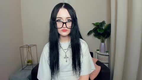Snapshot of adriamascioli chatting on July 2026 06:56:01 PM Eva online show from July 2026 06:56:01 PM