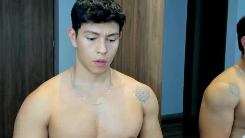 Snapshot of adrian_del_mar chatting on May 2026 01:54:02 AM Adrian del Mar online show from May 2026 01:54:02 AM