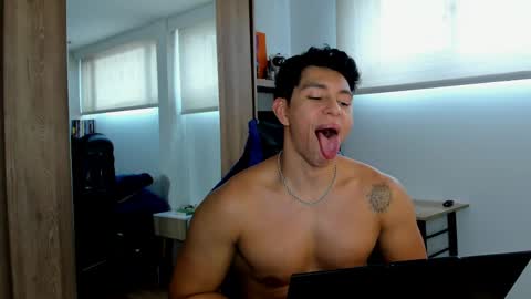 Snapshot of adrian_del_mar chatting on May 2026 09:31:01 PM Adrian del Mar online show from May 2026 09:31:01 PM