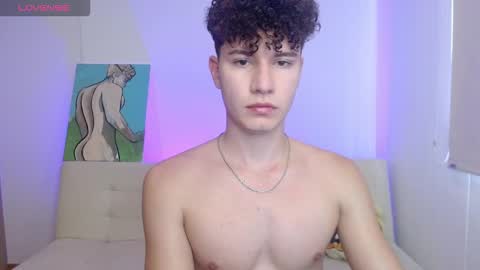 adrian morelli online show from December 2025 07:40:02 PM