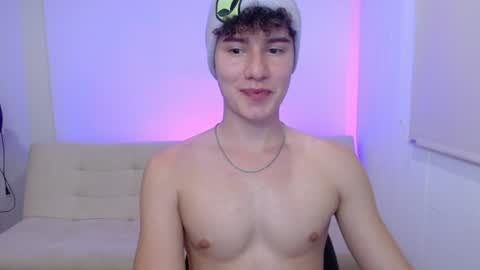 Snapshot of adrian_morelli chatting on June 2026 01:43:01 AM adrian morelli online show from June 2026 01:43:01 AM