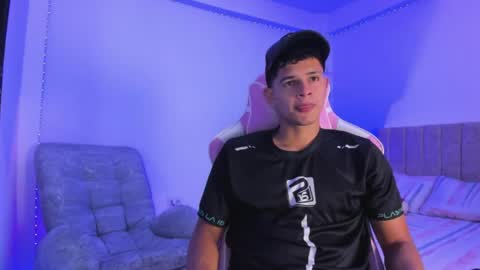 ADRIAN online show from April 2026 07:31:02 PM