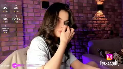 Adri online show from January 2025 10:48:01 PM