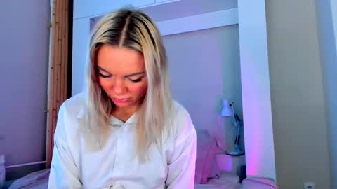 Adriana online show from February 2026 08:18:02 AM