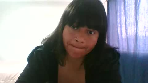 adrianagogo18 online show from December 2025 12:10:01 PM