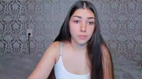 Snapshot of adrianakuiper chatting on July 2026 06:36:01 PM Adriana online show from July 2026 06:36:01 PM