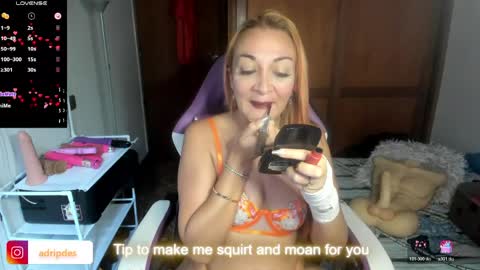Snapshot of adrianapdes chatting on May 2026 11:52:02 AM Adriana Paredes online show from May 2026 11:52:02 AM