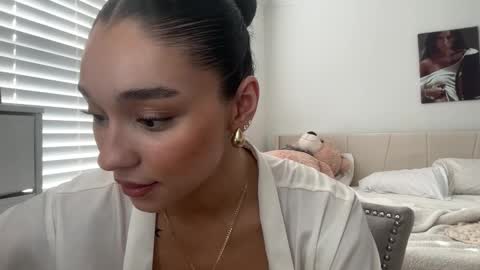 Snapshot of adriannarodriguez chatting on February 2025 03:58:01 PM Adrianna online show from February 2025 03:58:01 PM