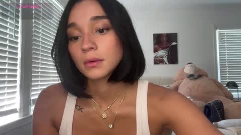 Snapshot of adriannarodriguez chatting on September 2025 07:24:02 PM Adrianna online show from September 2025 07:24:02 PM