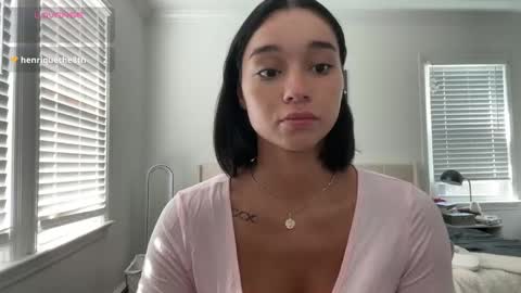 Snapshot of adriannarodriguez chatting on October 2025 03:31:02 PM Adrianna online show from October 2025 03:31:02 PM