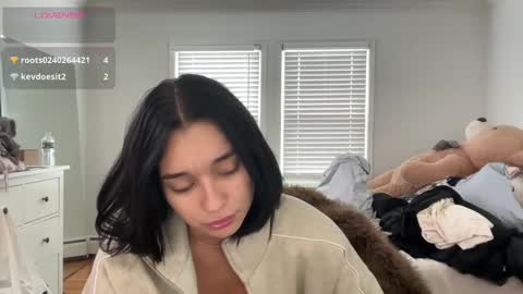 Snapshot of adriannarodriguez chatting on October 2025 04:51:01 PM Adrianna online show from October 2025 04:51:01 PM