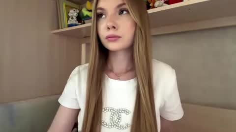 Caroline online show from July 2026 03:18:02 PM